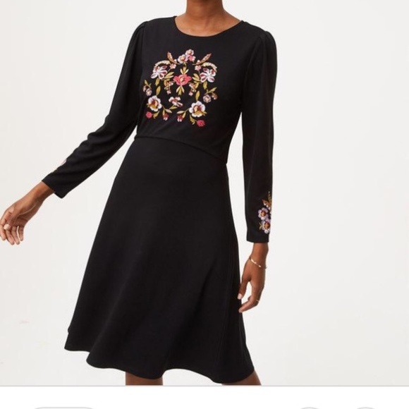 Ann Taylor LOFT  Black Floral Embroidered Boho Midi Dress SZ 4 - Picture 1 of 7